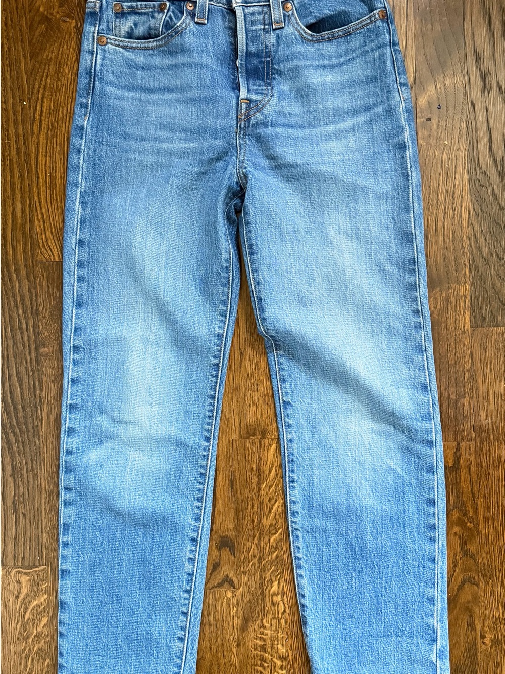 Levi's Women's Skinny Wedgie Straight Jeans in Light Blue Denim 24